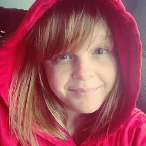 Meet your Posher, Naomi